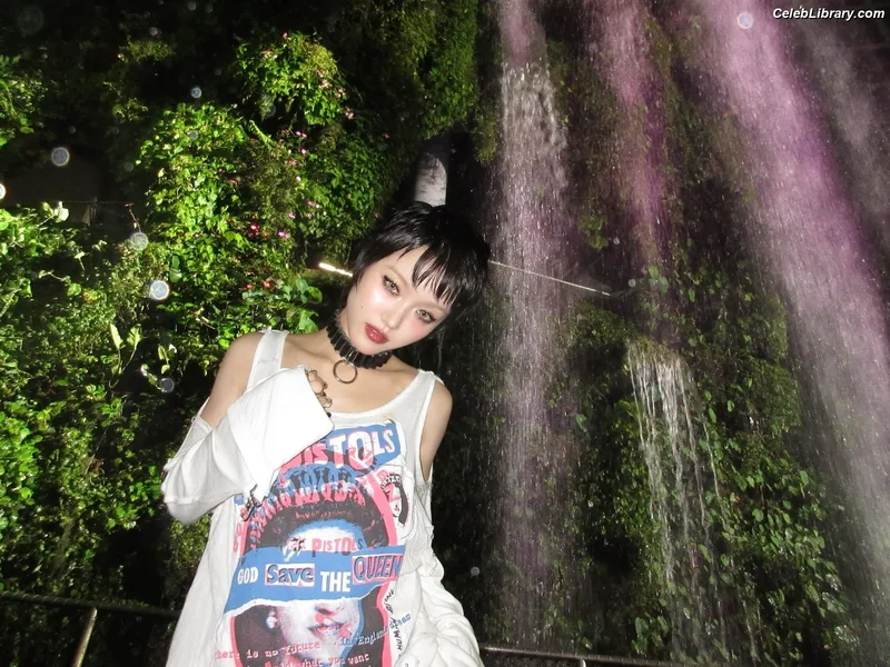 XG (Kpop) photo 7 of 3042