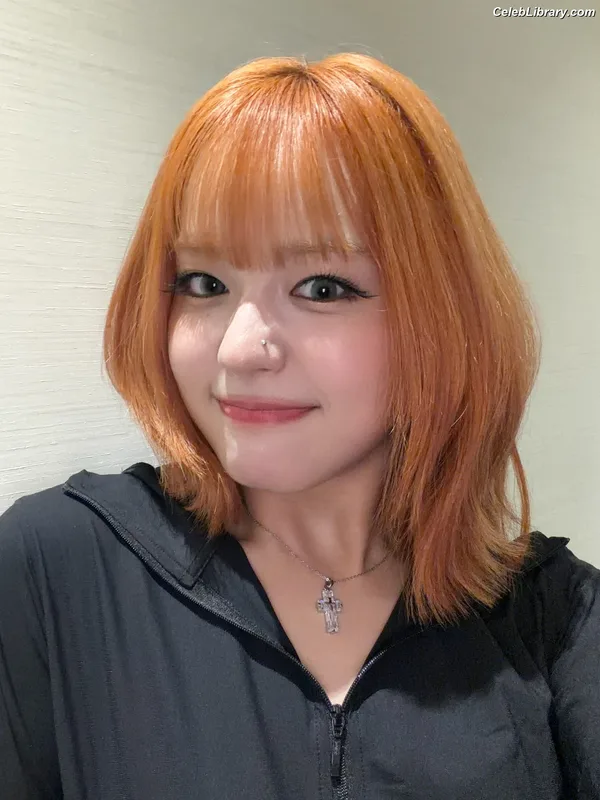 XG (Kpop) photo 19 of 3042
