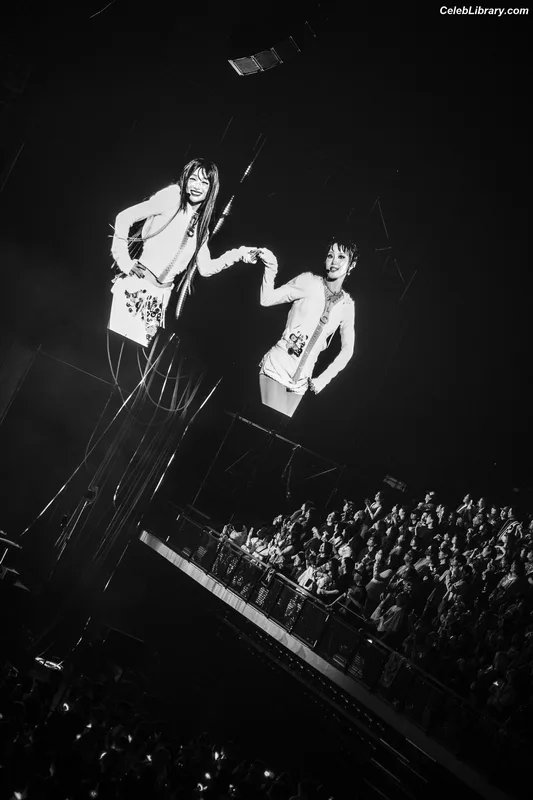 XG (Kpop) photo 16 of 3042