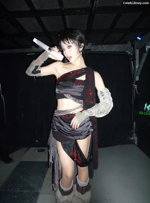 XG (Kpop) photo 18 of 3042