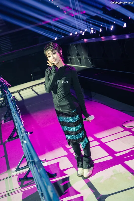 XG (Kpop) photo 21 of 3042