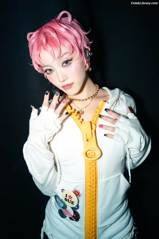 XG (Kpop) photo 8 of 3042