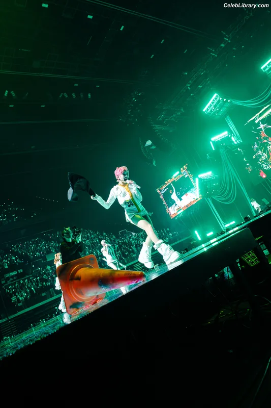 XG (Kpop) photo 19 of 3042