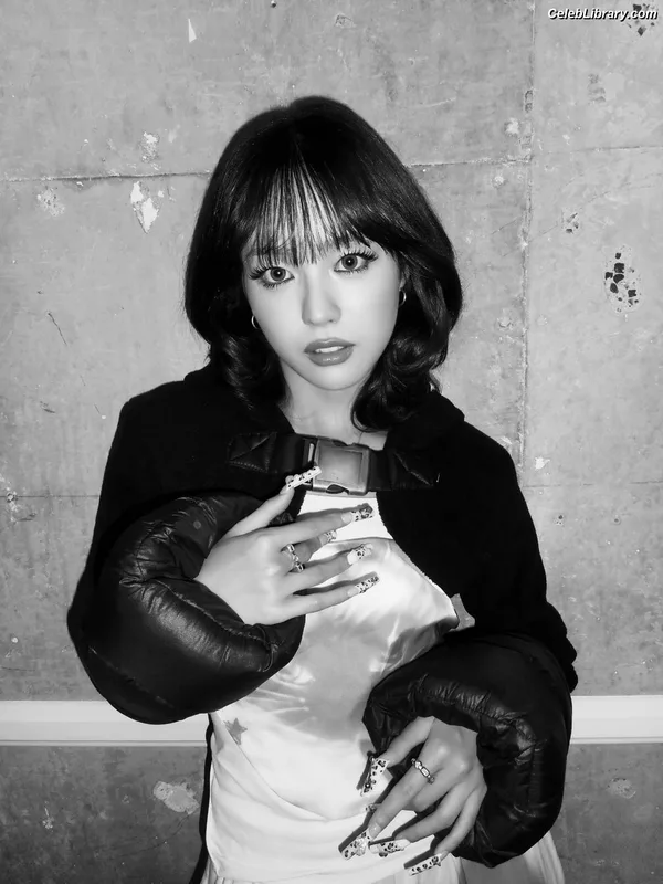 XG (Kpop) photo 17 of 3042
