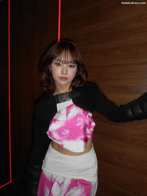 XG (Kpop) photo 21 of 3042