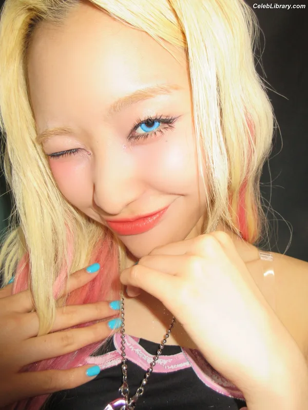 XG (Kpop) photo 6 of 3042