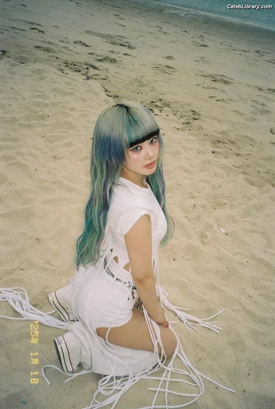 XG (Kpop) photo 9 of 3042
