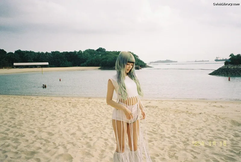 XG (Kpop) photo 20 of 3042