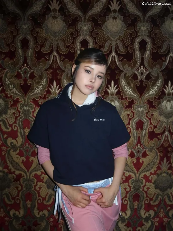 XG (Kpop) photo 22 of 3042
