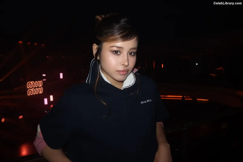 XG (Kpop) photo 9 of 3042
