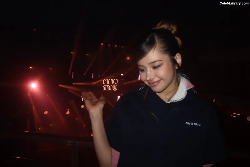 XG (Kpop) photo 14 of 3042