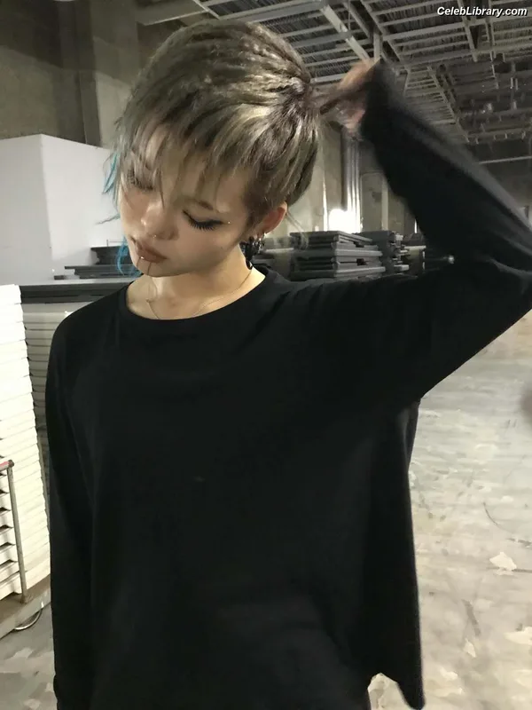 XG (Kpop) photo 20 of 3042