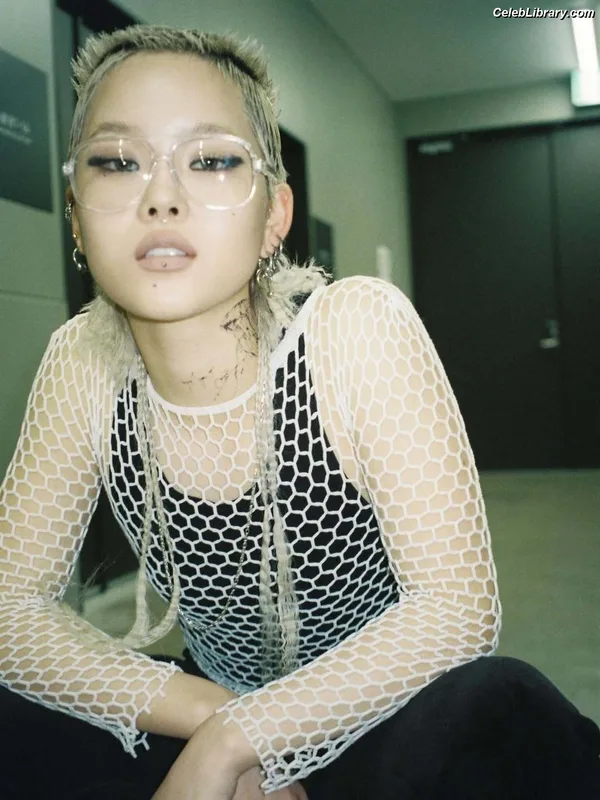 XG (Kpop) photo 22 of 3042