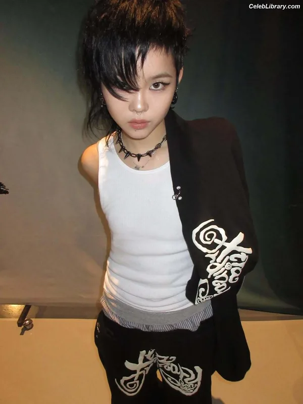 XG (Kpop) photo 24 of 3042