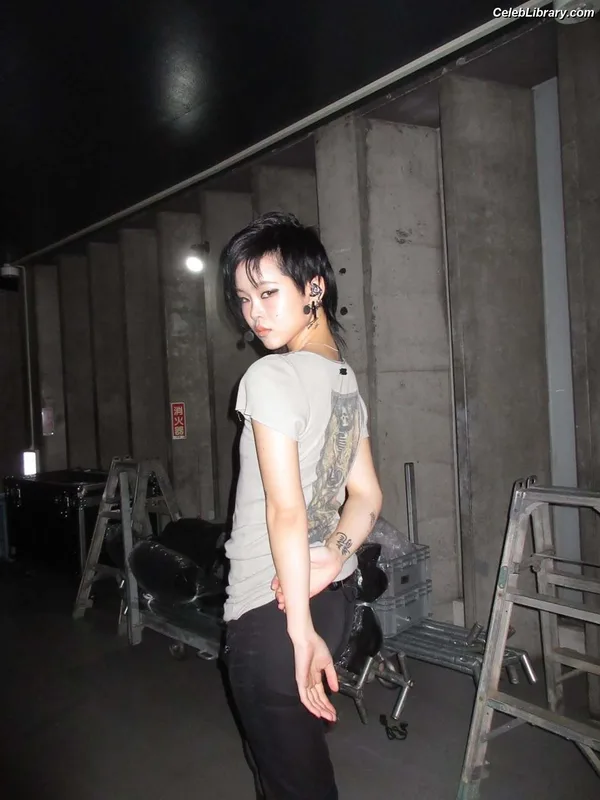 XG (Kpop) photo 2 of 3042