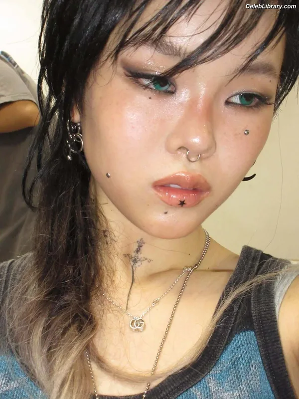 XG (Kpop) photo 3 of 3042