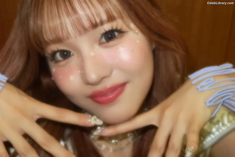 XG (Kpop) photo 12 of 3042