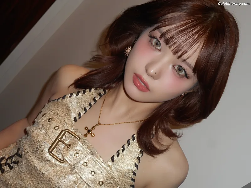 XG (Kpop) photo 5 of 3042