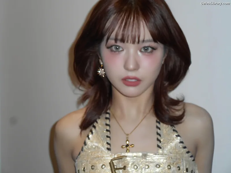 XG (Kpop) photo 6 of 3042