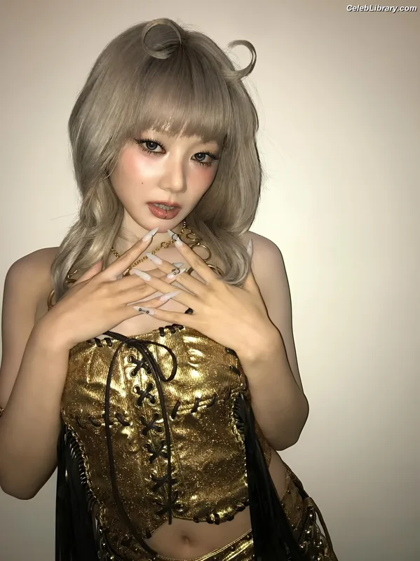XG (Kpop) photo 14 of 3042