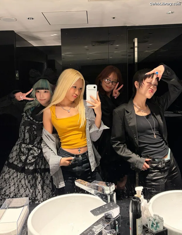 XG (Kpop) photo 22 of 3042