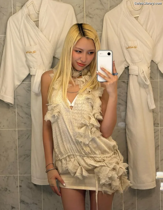 XG (Kpop) photo 24 of 3042