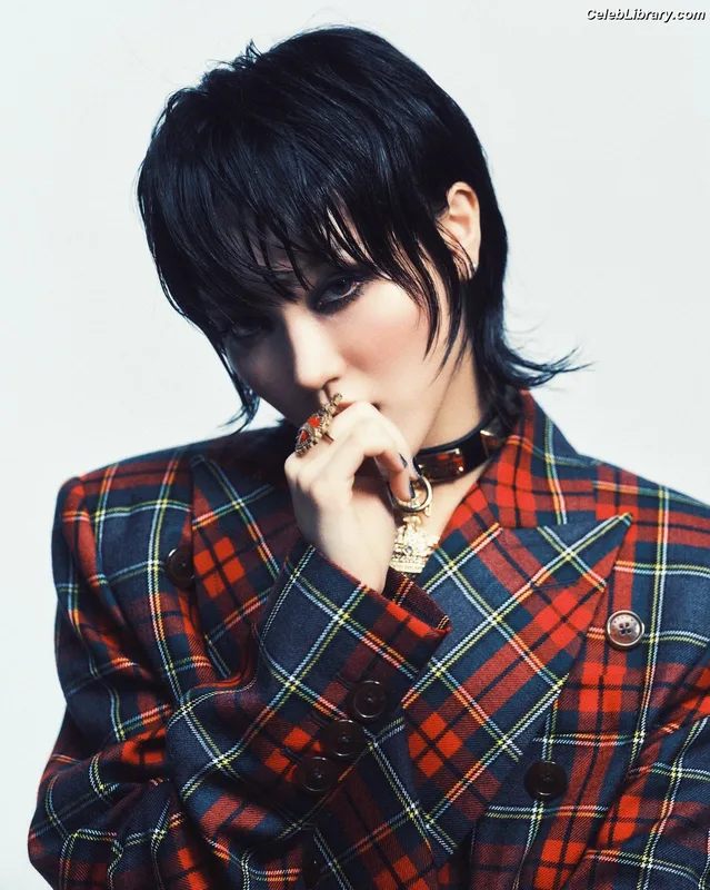 XG (Kpop) photo 5 of 3042