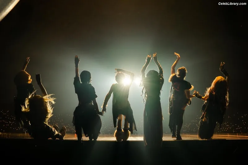 XG (Kpop) photo 6 of 3042