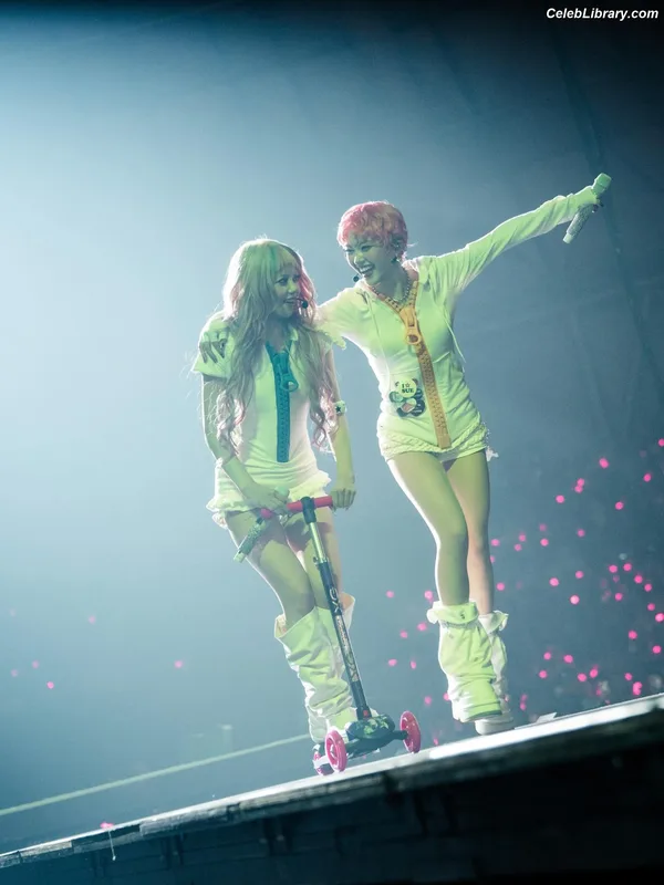 XG (Kpop) photo 9 of 3042