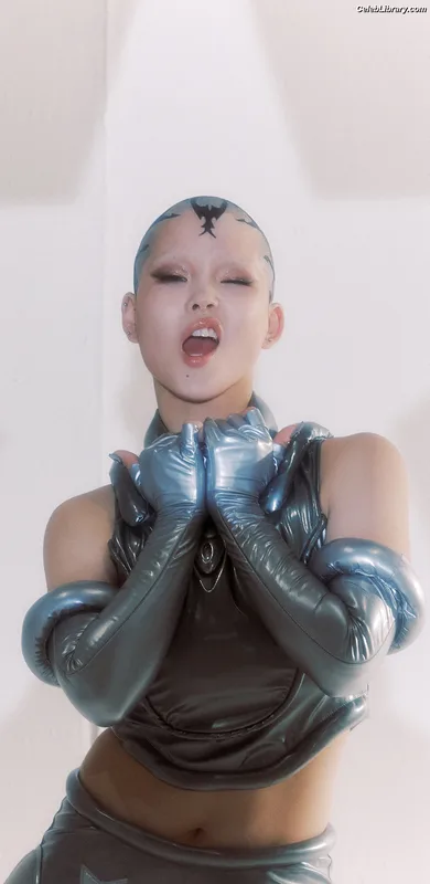 XG (Kpop) photo 6 of 3042
