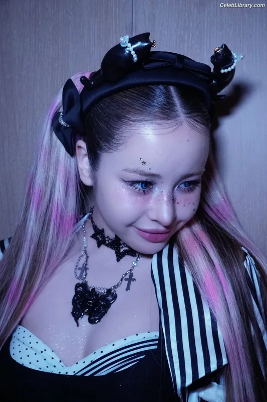XG (Kpop) photo 11 of 3042