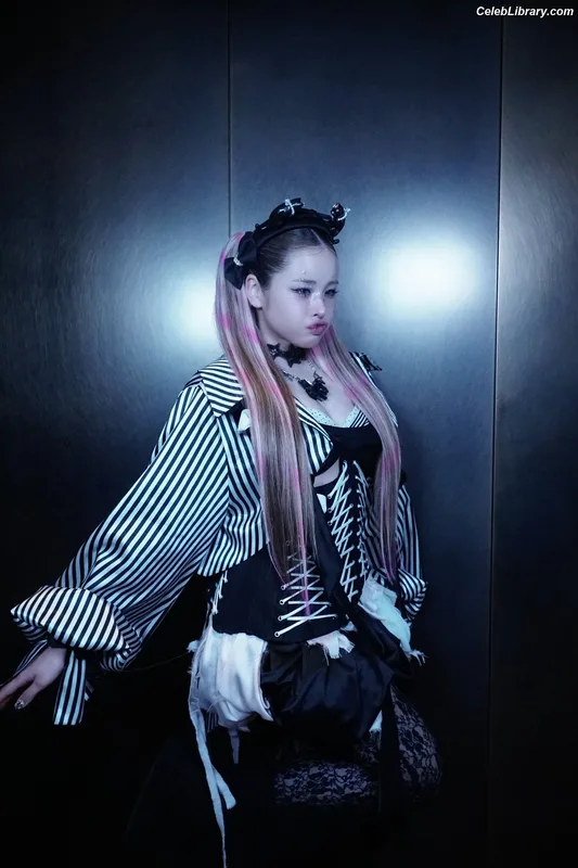 XG (Kpop) photo 16 of 3042