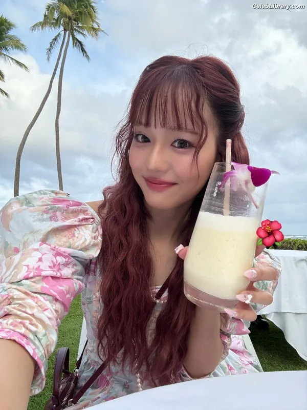 XG (Kpop) photo 1 of 3042