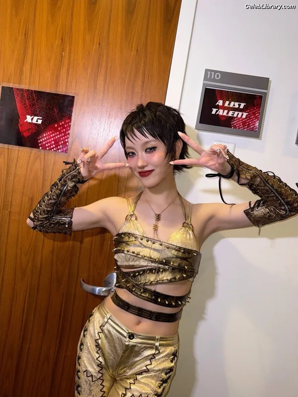 XG (Kpop) photo 7 of 3042