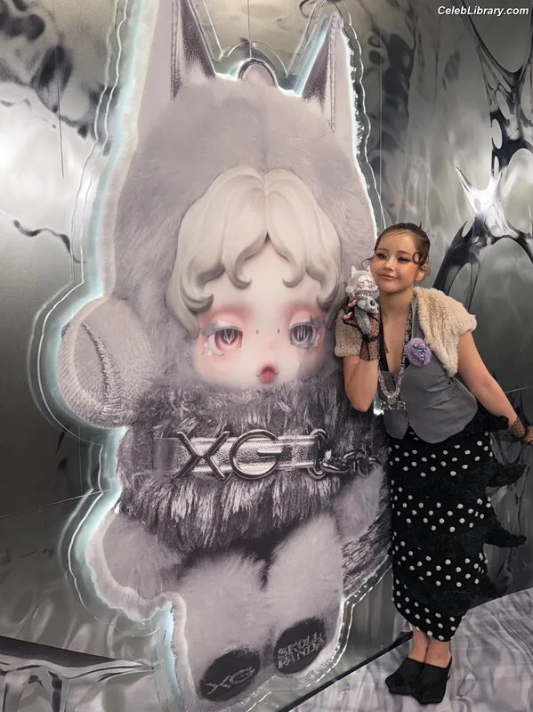 XG (Kpop) photo 6 of 3042