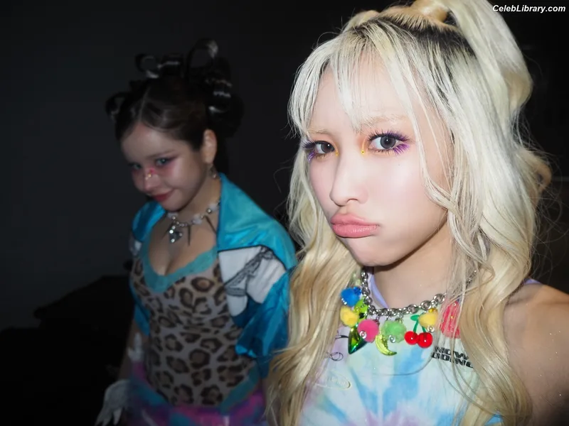 XG (Kpop) photo 2 of 3042