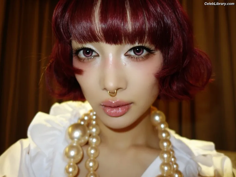XG (Kpop) photo 5 of 3042