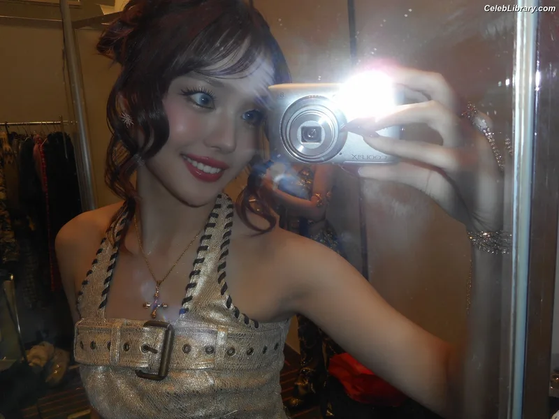 XG (Kpop) photo 19 of 3042