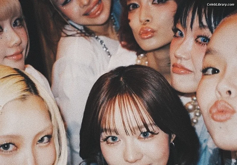 XG (Kpop) photo 22 of 3042