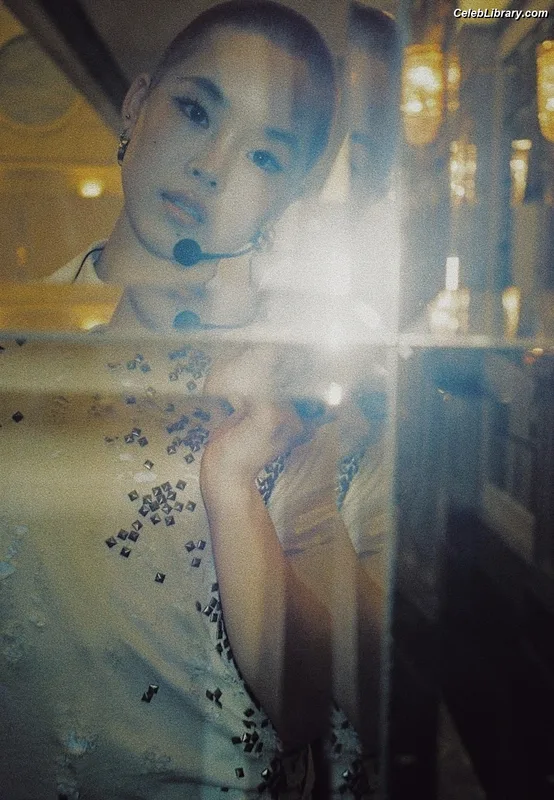 XG (Kpop) photo 2 of 3042
