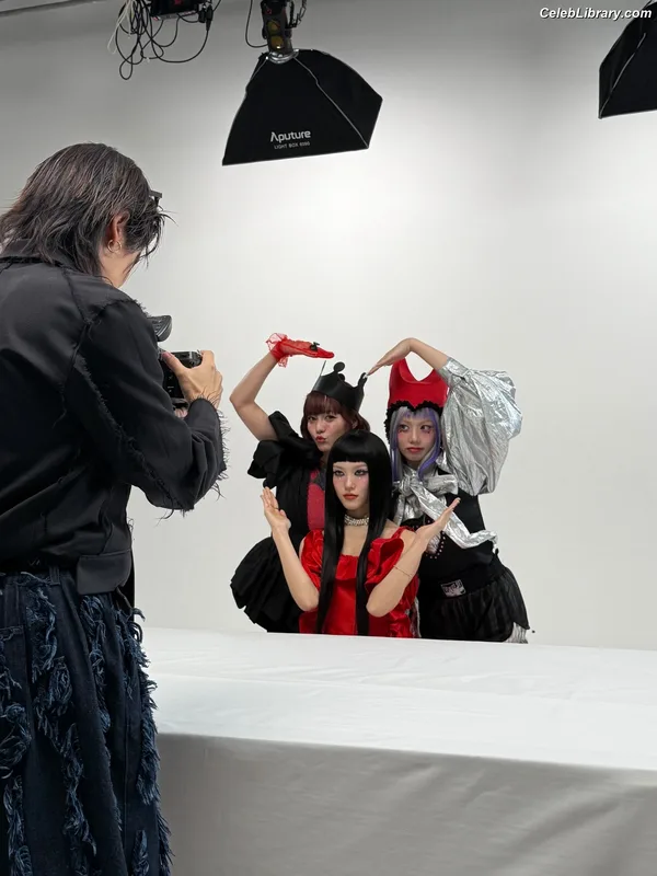 XG (Kpop) photo 17 of 3042
