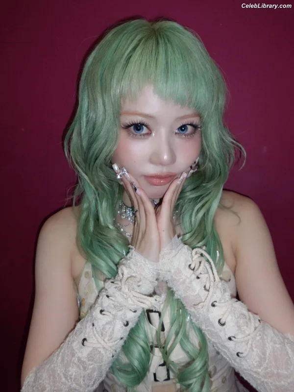 XG (Kpop) photo 4 of 3042