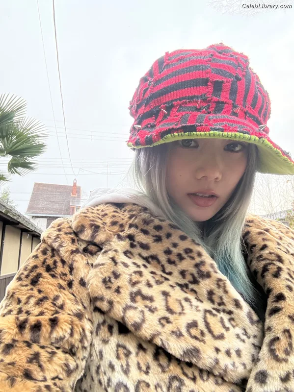 XG (Kpop) photo 20 of 3042