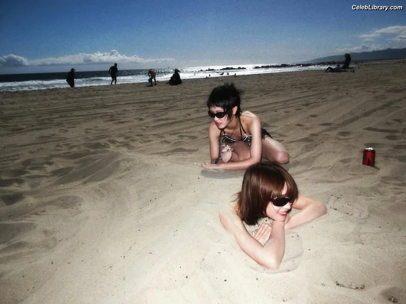 XG (Kpop) photo 6 of 3042