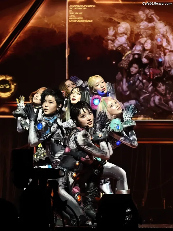 XG (Kpop) photo 18 of 3042