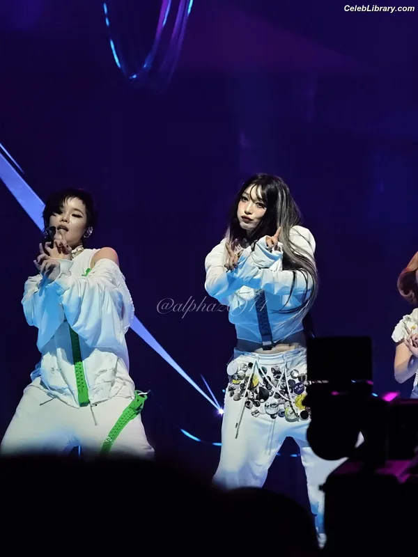 XG (Kpop) photo 3 of 3042