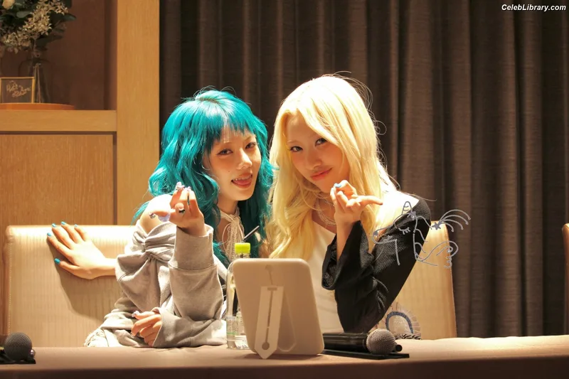 XG (Kpop) photo 2 of 3042