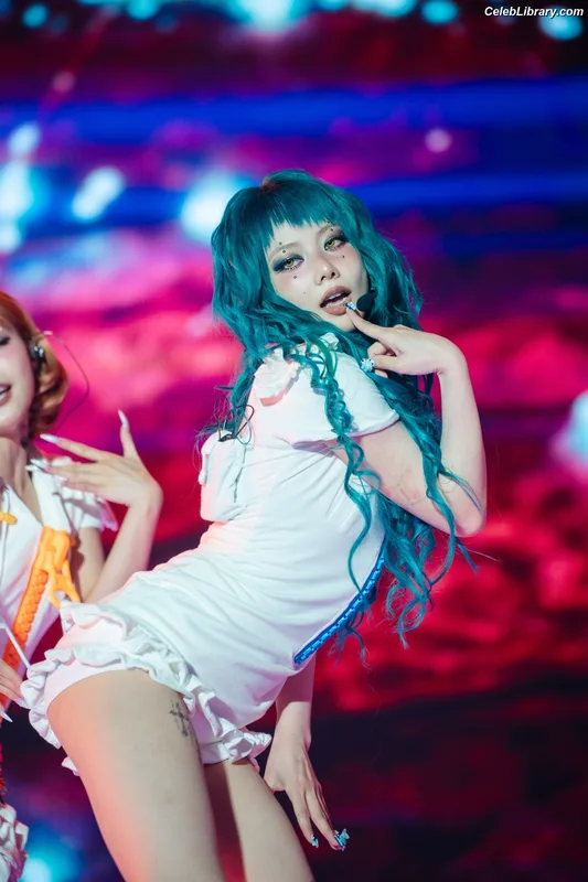 XG (Kpop) photo 5 of 3042