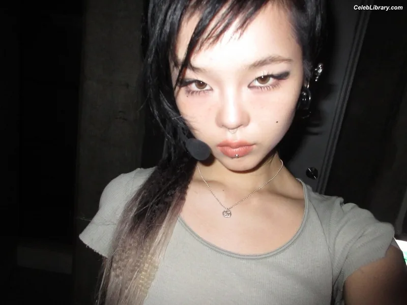 XG (Kpop) photo 3 of 3042