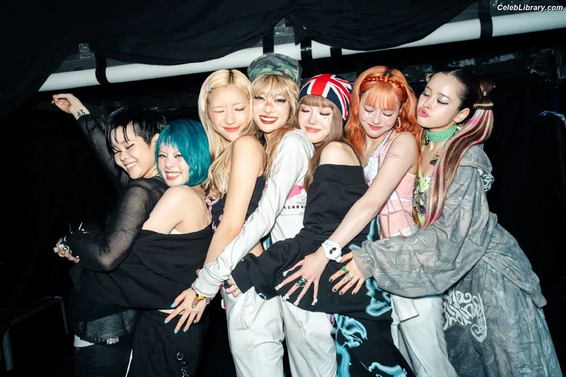 XG (Kpop) photo 4 of 3042